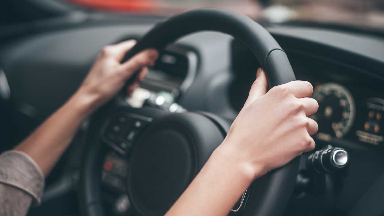 Hands On Cars Steering Wheel