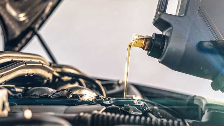 Vehicle Engine Oil Refill